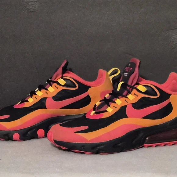 Nike Air Max React 270 Magma, M9, Like New - Picture 3 of 6